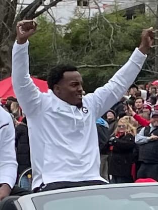 Nakobe Dean